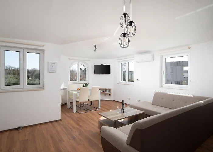 Emilia Apartman *